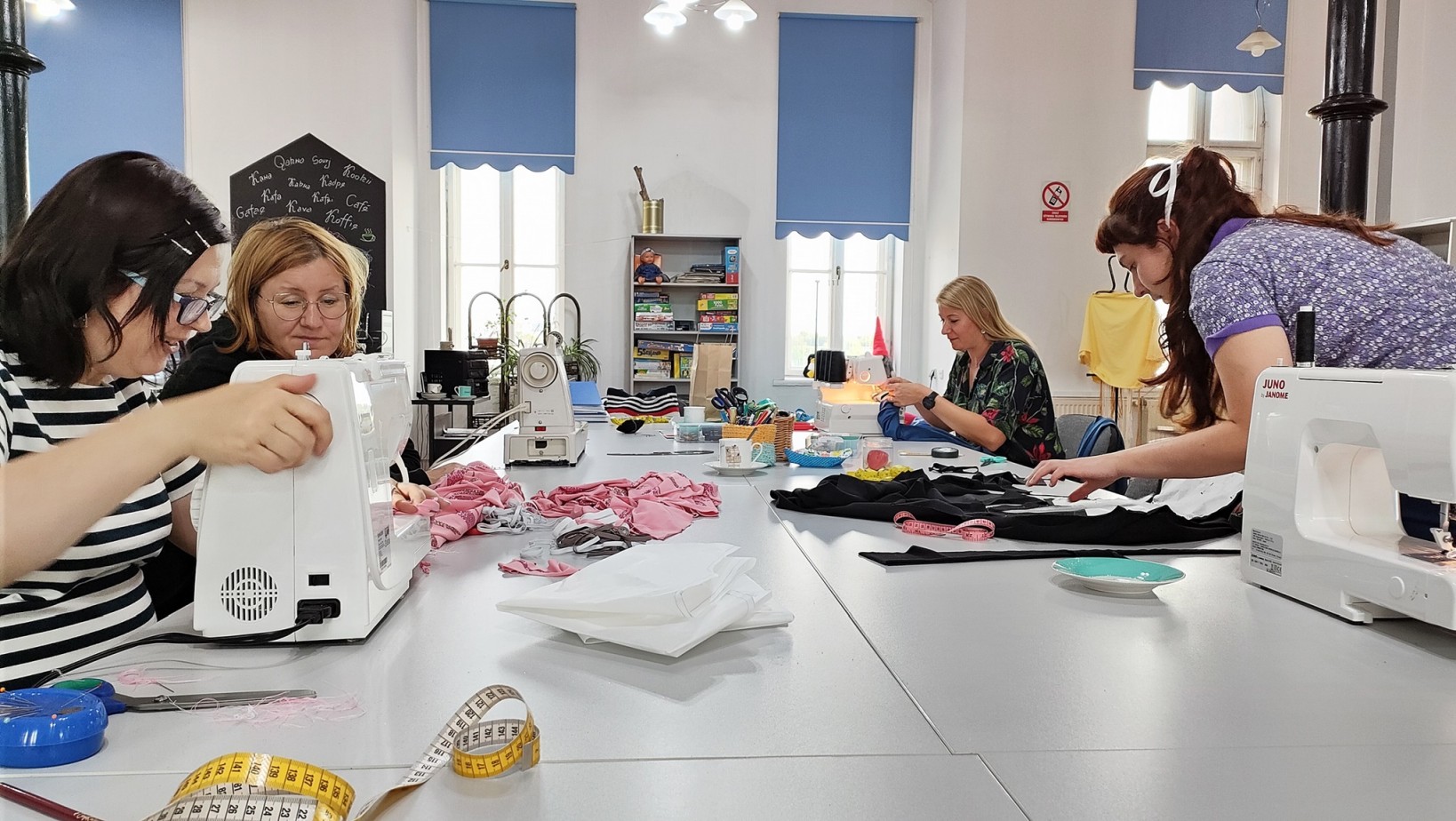 Obraz dla galerii: 26.07.2023 spotkanie miłośników szycia na maszynie - fot. Anna Topolska