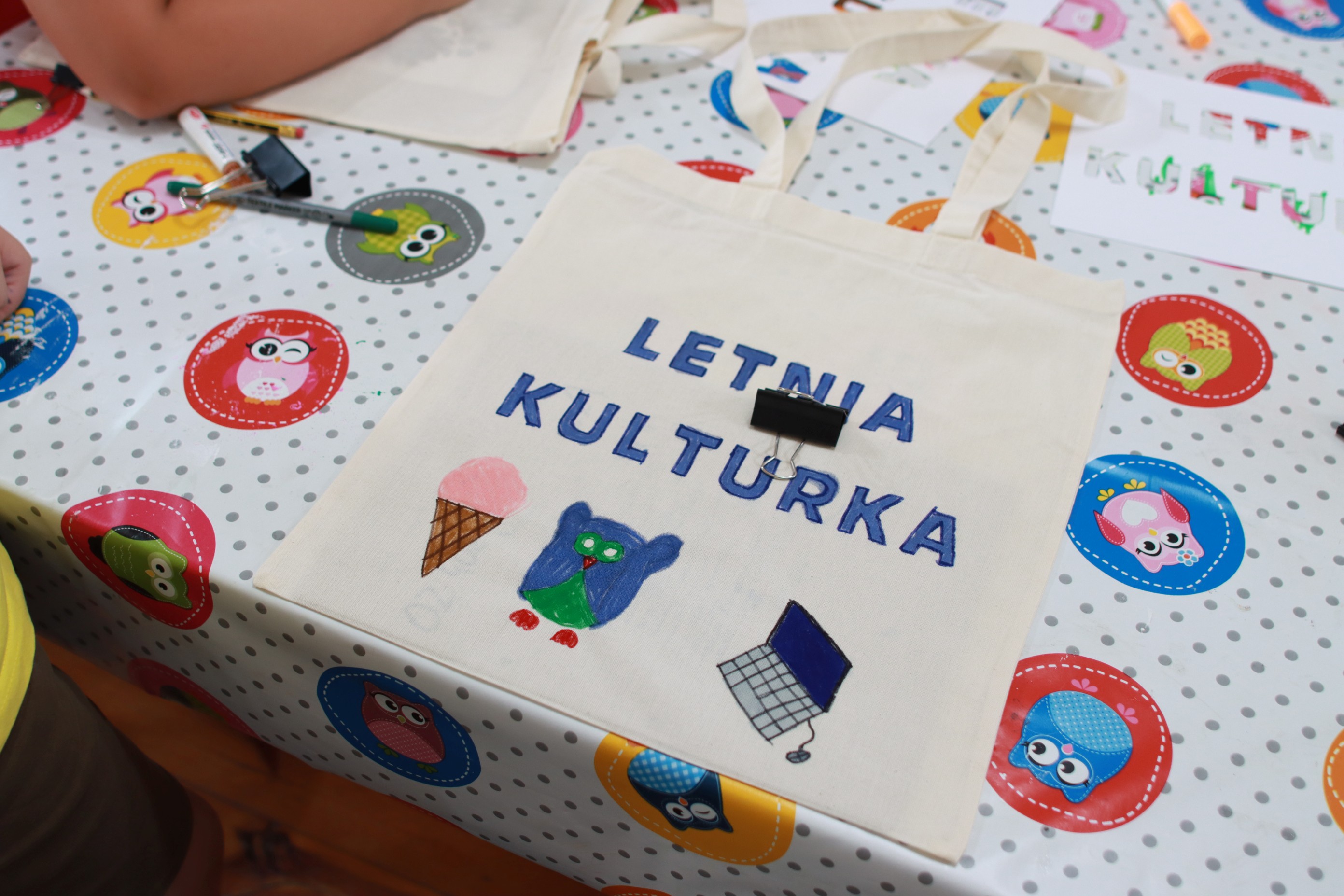 Obraz dla galerii: 21.08.2023 półkolonia Letnia Kulturka - dzień 1 - Fot. Mirosław Wiśniewski