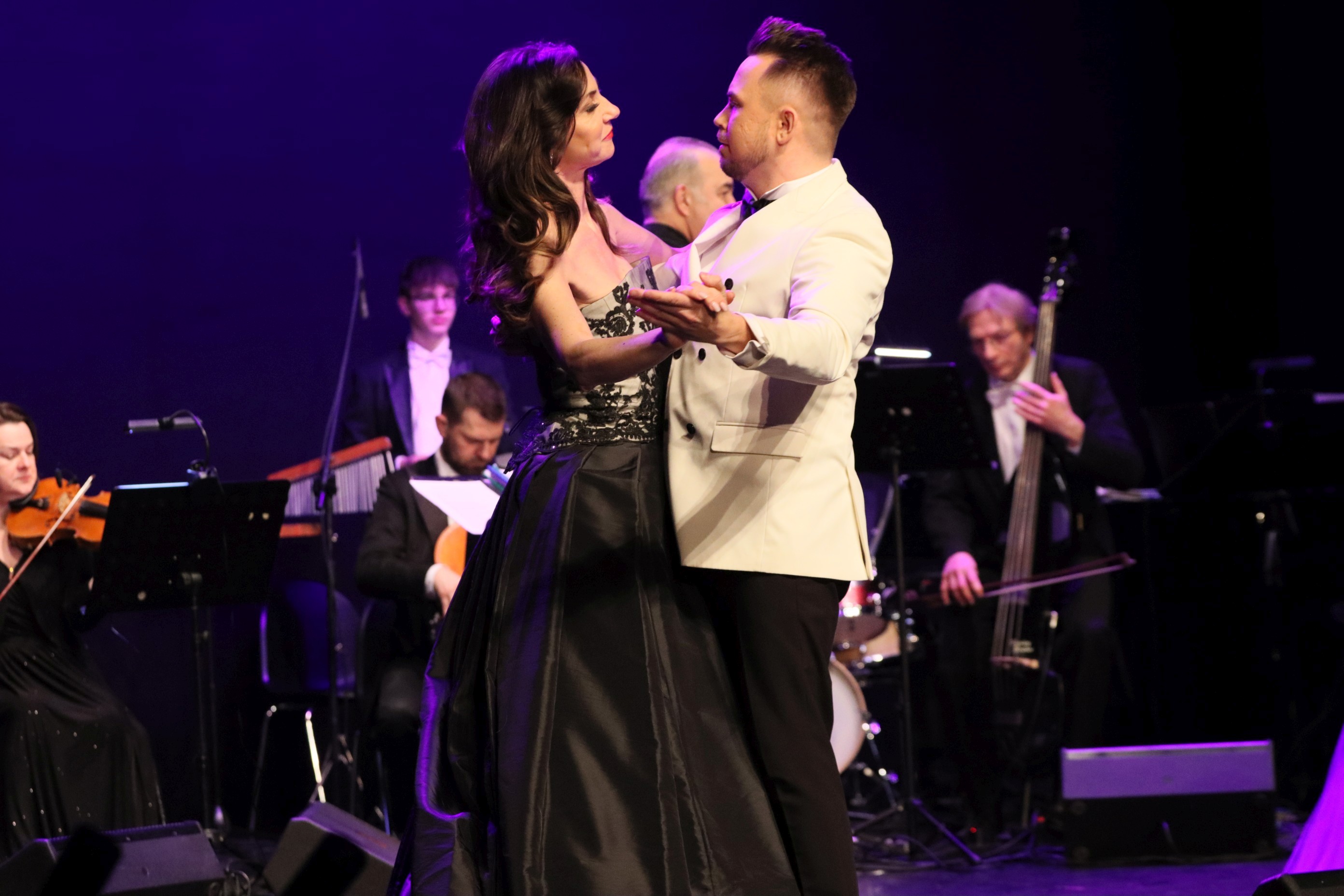 Obraz dla galerii: 23.01.2026 Koncert Wiedeński Nowy Rok. Gala Noworoczna 2026 - Fot. Mirosław Wiśniewski